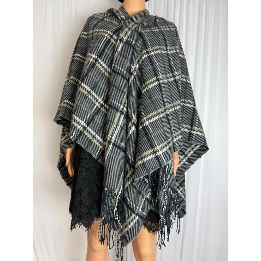 Chico’s Plaid Scarf Wrap Shawl One Size Fits Most